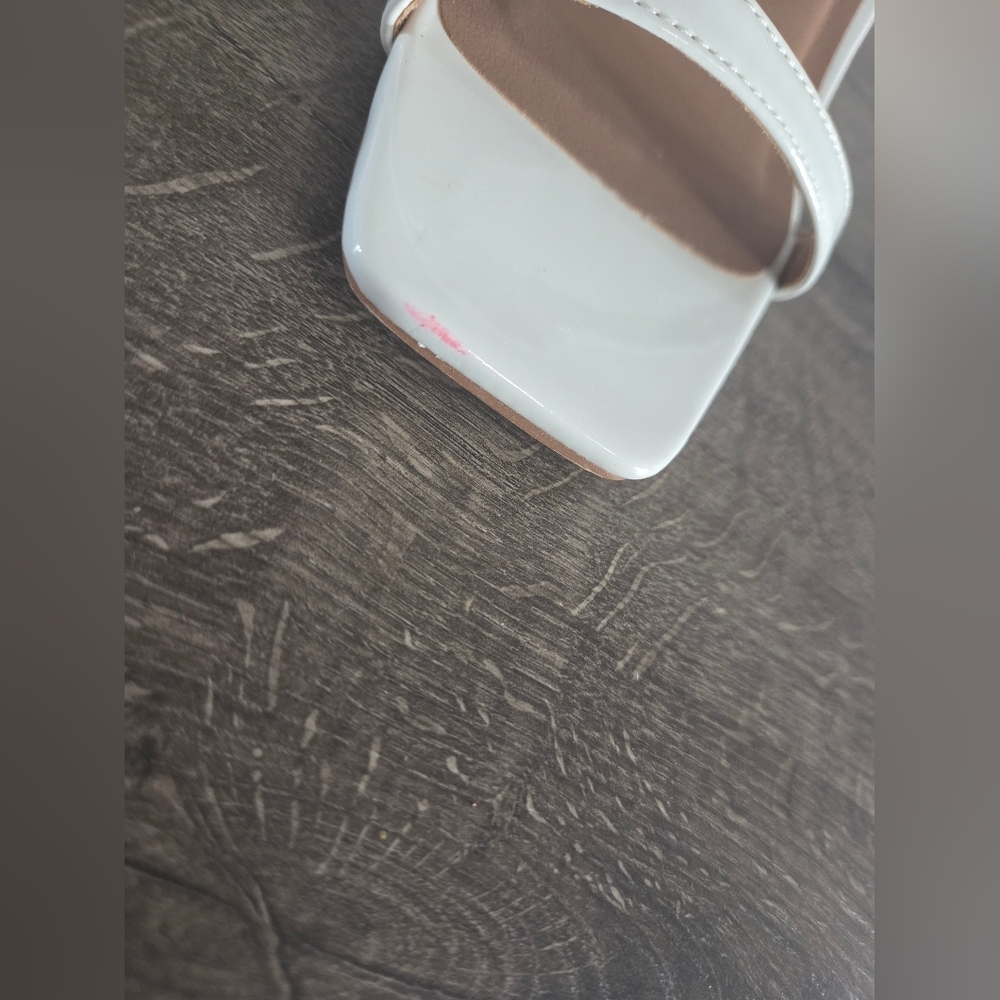 Chinese Laundry White Heels Size 6.5 - Picture 2 of 7